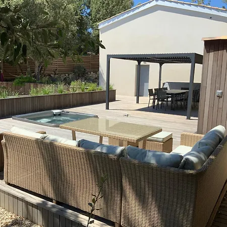 Stevan ボニファシオ